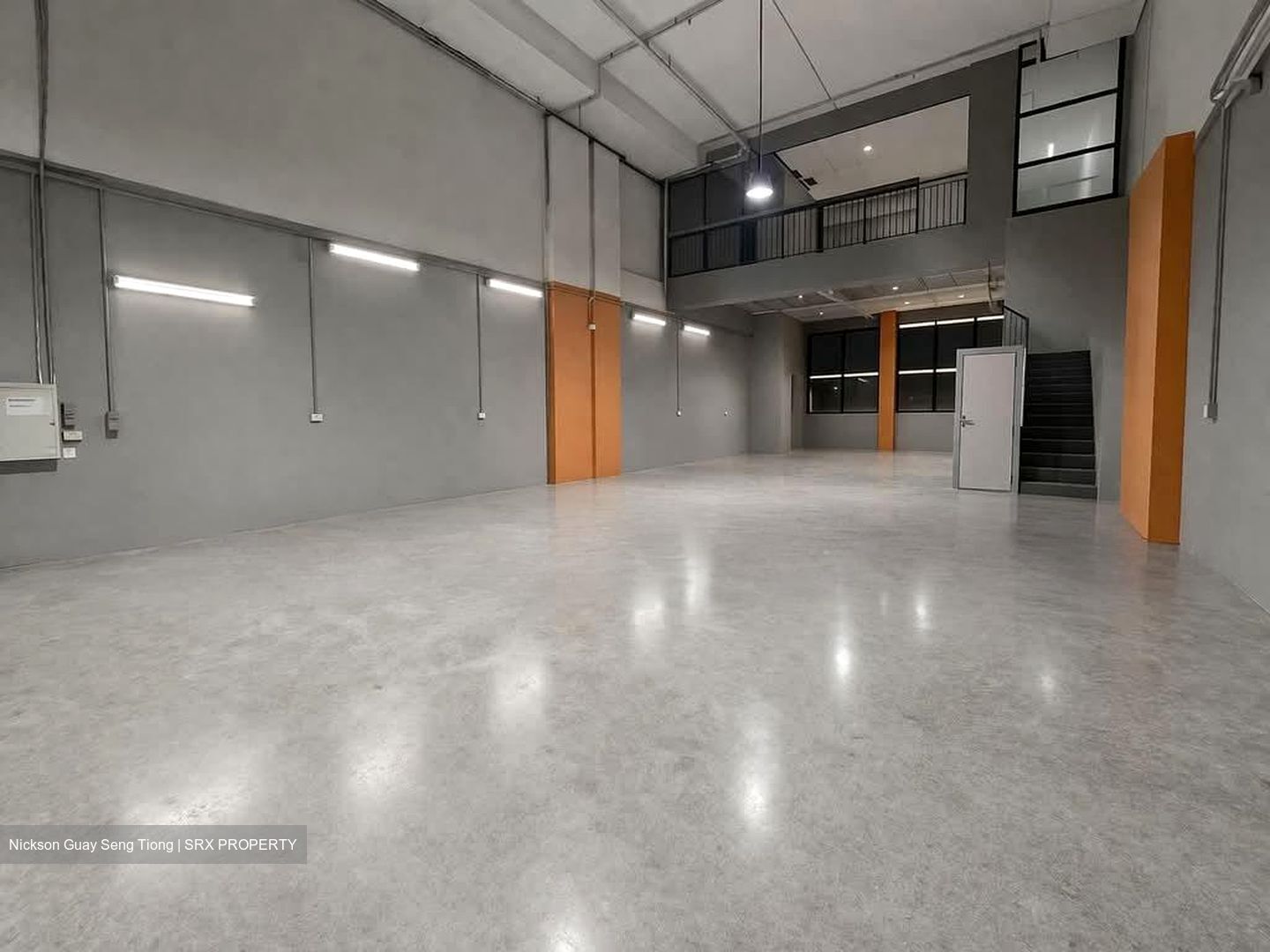 E9 Premium (D27), Factory #547234181